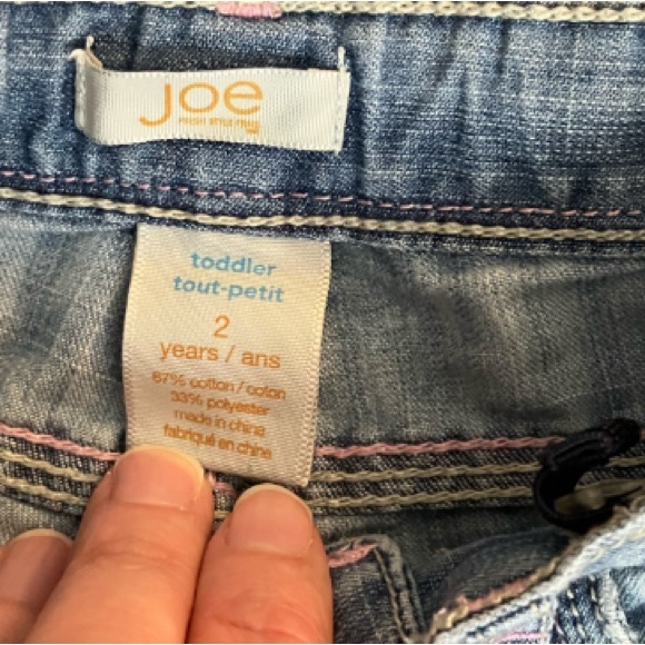 3/$22 Joe Fresh Faded Jeans Pink Stitching Snap Closure Buttons Back SZ 2 Years - Picture 3 of 4